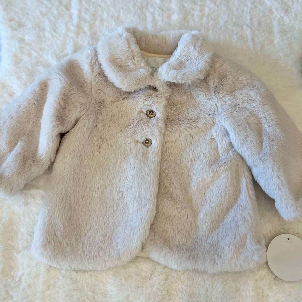 Edgehill Collection Faux Fur Coat